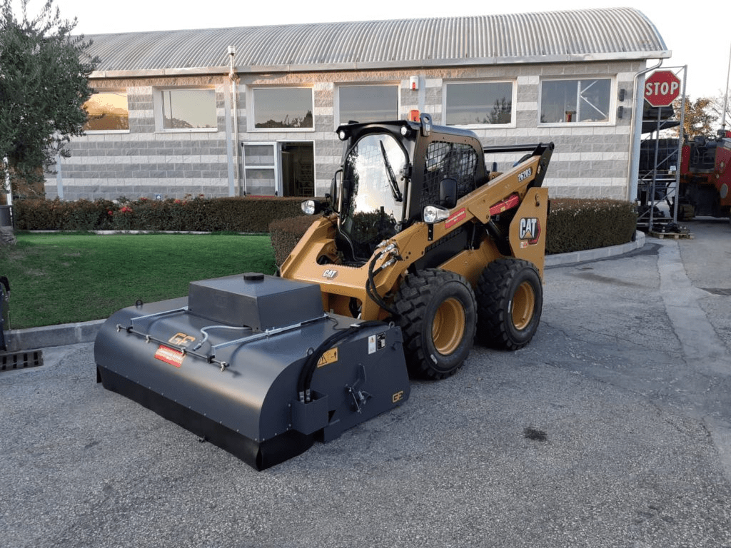 Sweeper-With-Collection-Bucket-SW-SWH